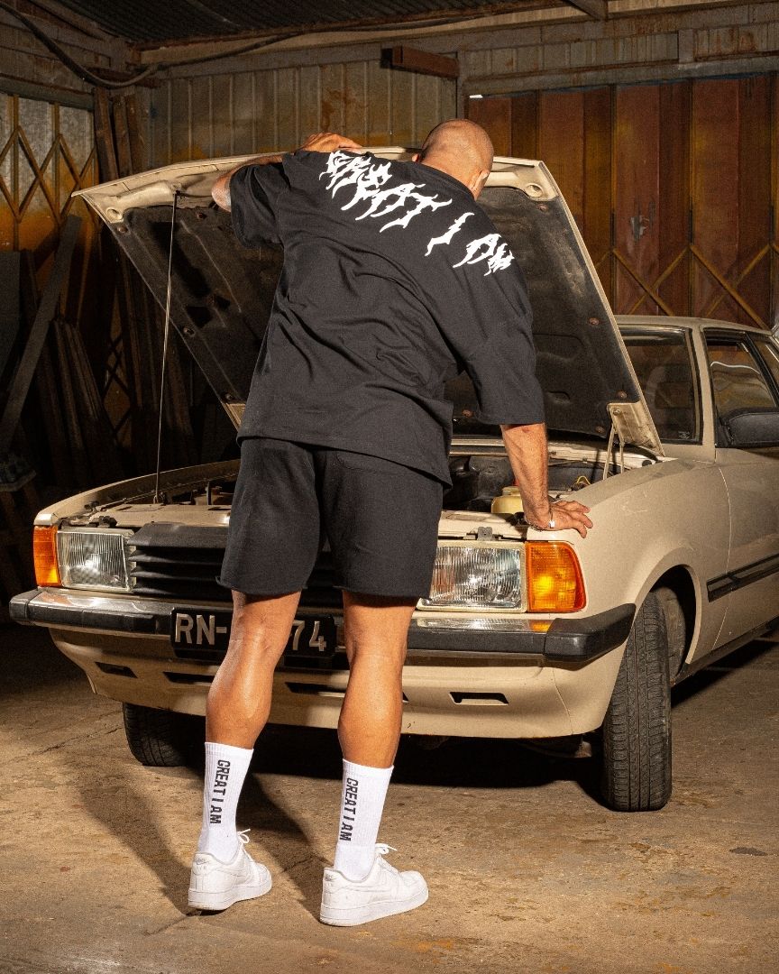 OVERSIZED T-SHIRT DYSTOPIA BLACK - Great I Am