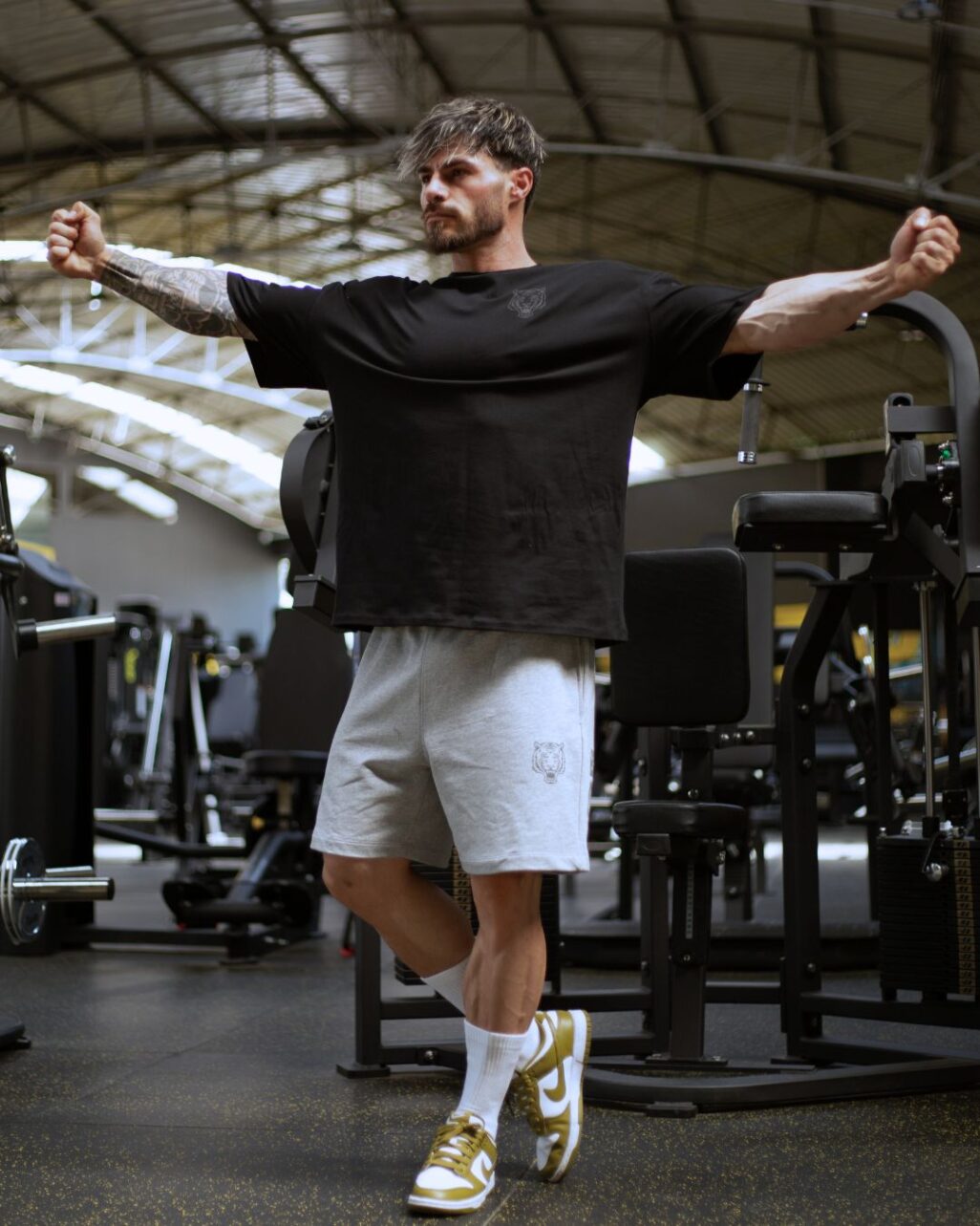 OVERSIZED T-SHIRT BICEPS OVER FEELINGS BLACK - Image 9