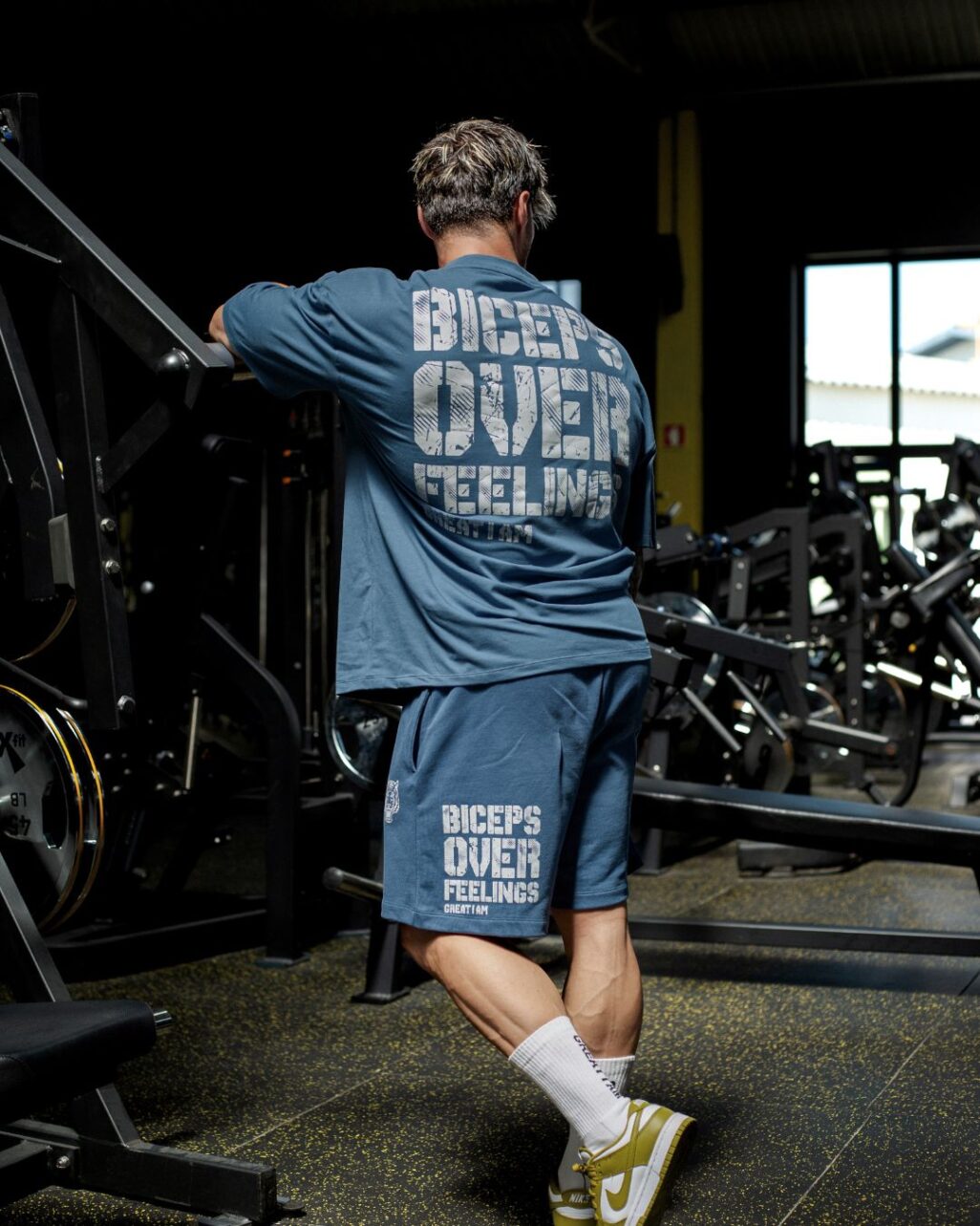 OVERSIZED T-SHIRT BICEPS OVER FEELINGS BLUE - Image 8