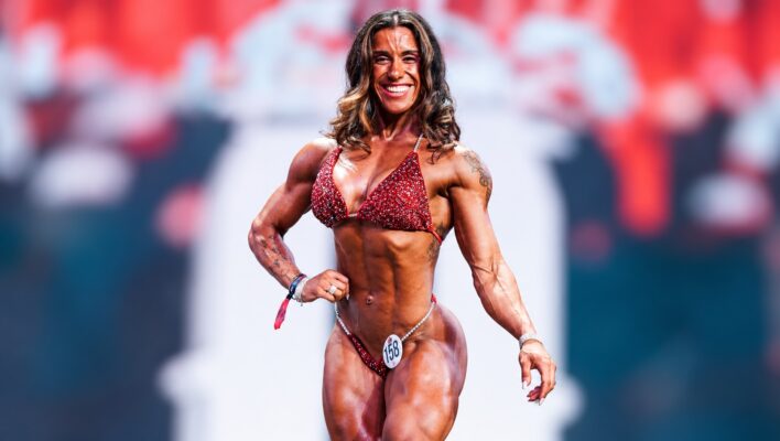 LÉNIA FERNANDES É GREAT I AM - Great I Am